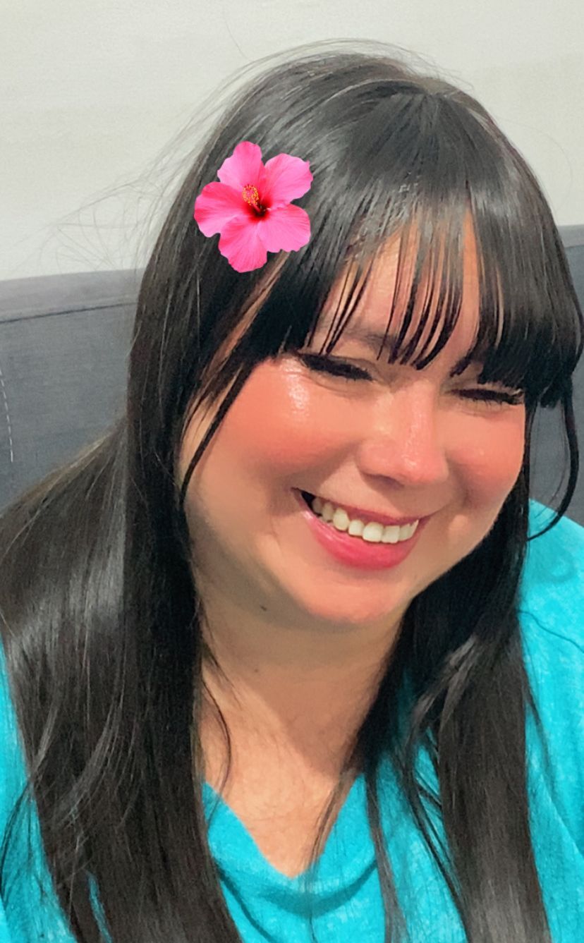 CuttieEsmeralda picture 2