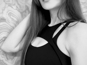 brunettee pic