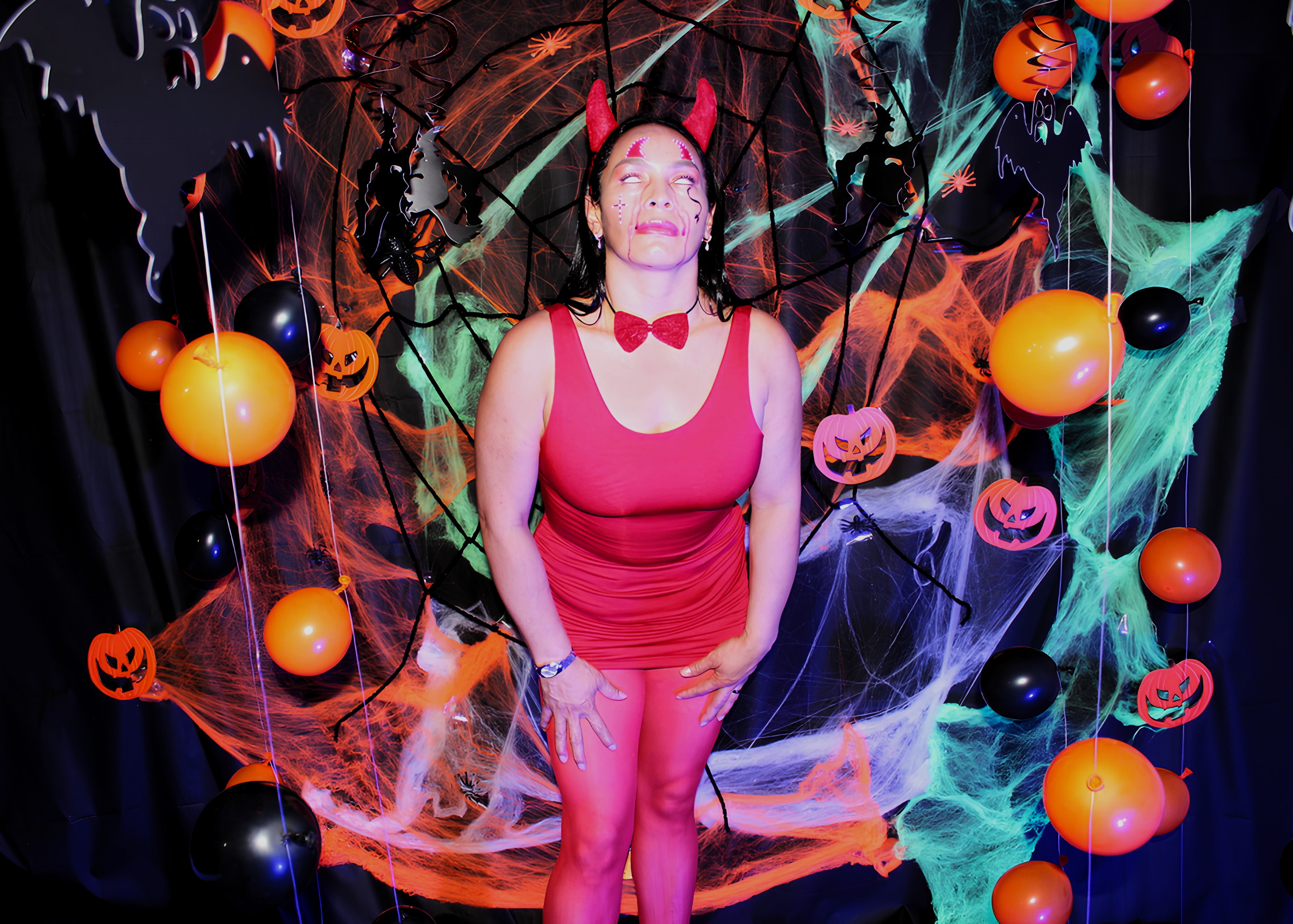 lucianaramirez18 from Jerkmate