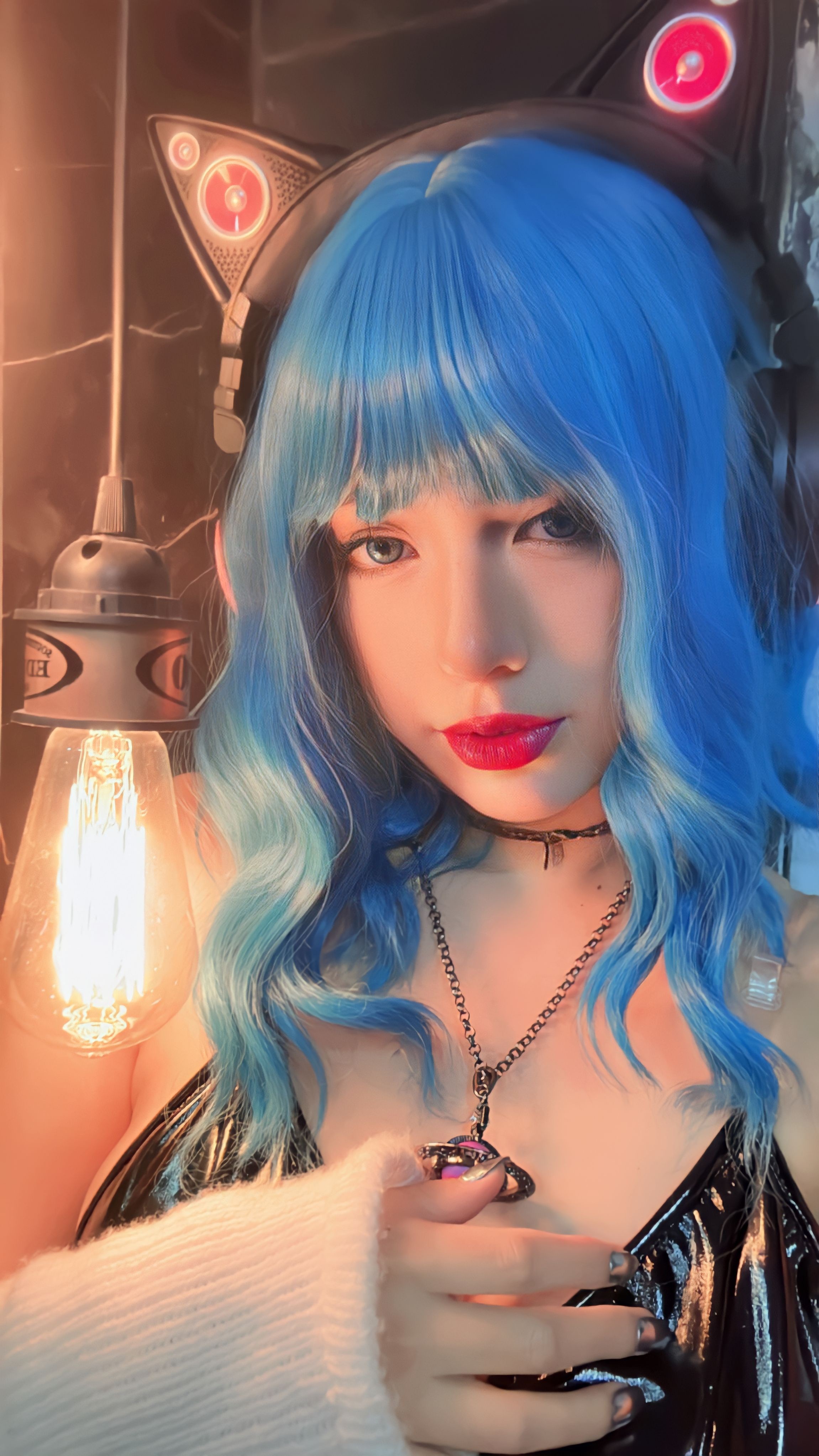 sabripetite from Jerkmate