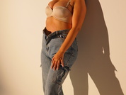 emmilykhan pic