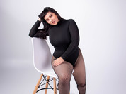 sophiecurvess pic