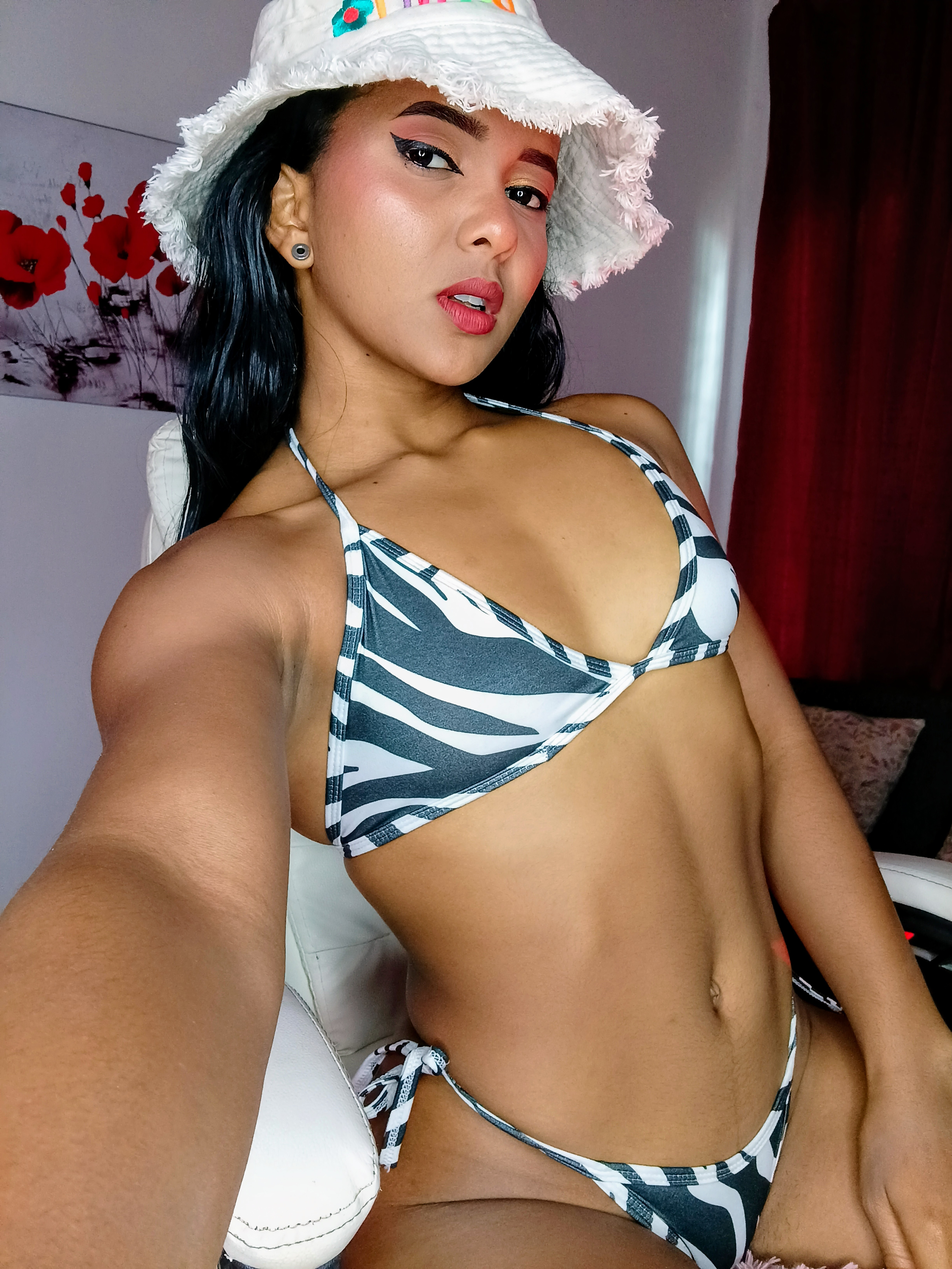 ZaraSoleil picture 6