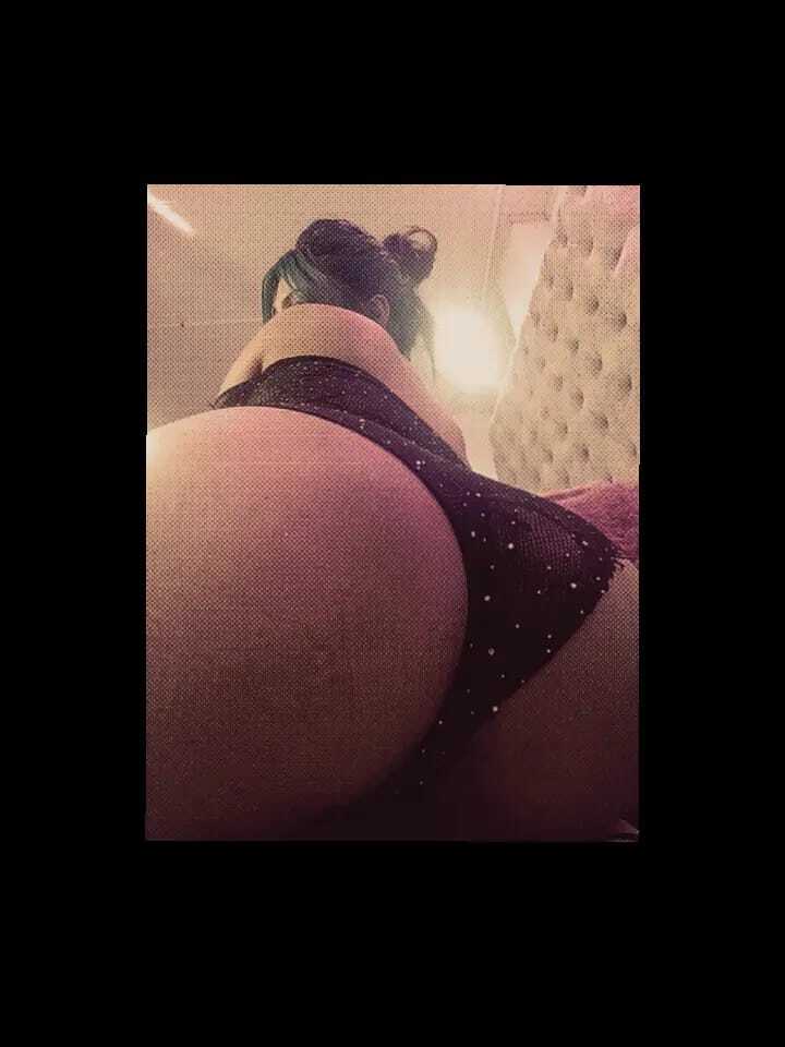 SalemSkylerr photo 1