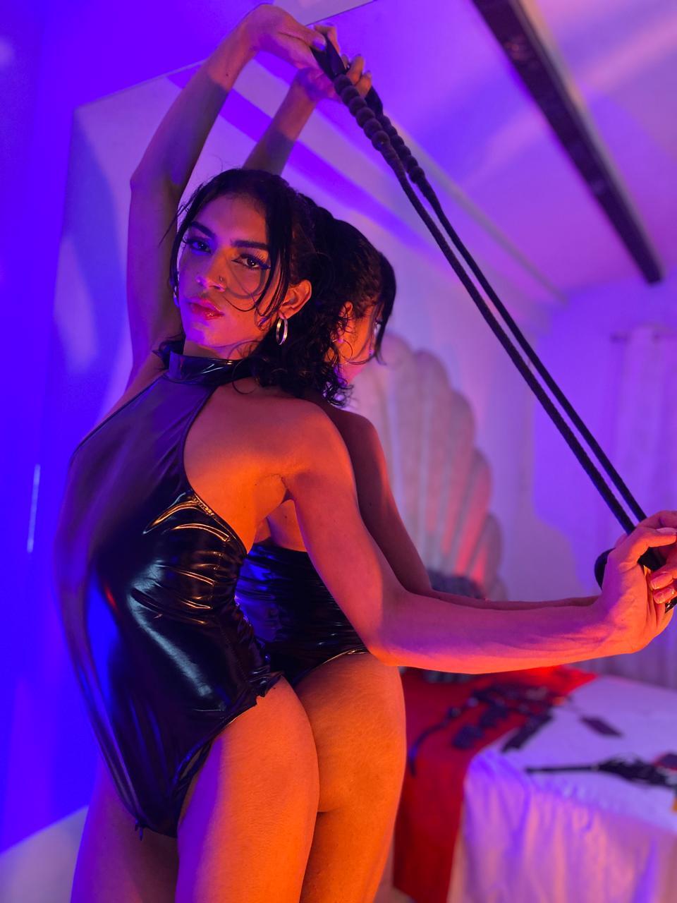 alahiarodriguez from Jerkmate