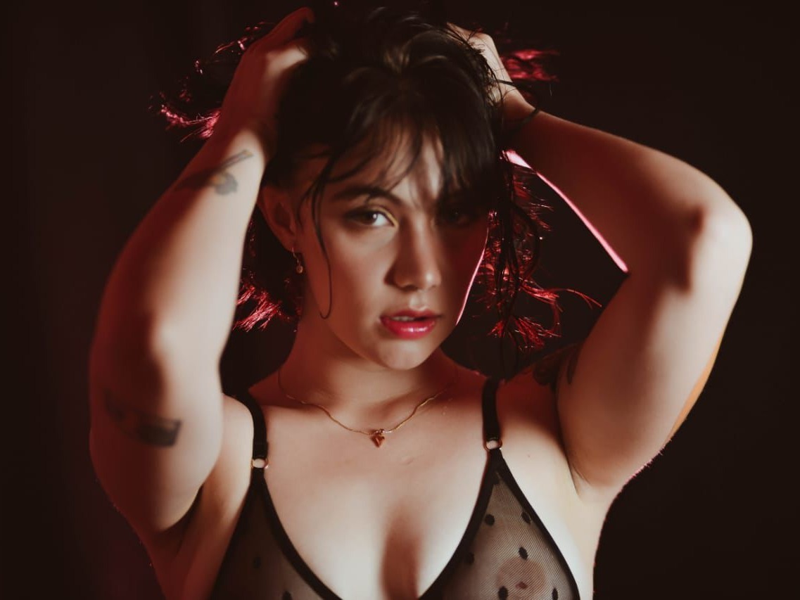 Isabella_Stewart picture 1