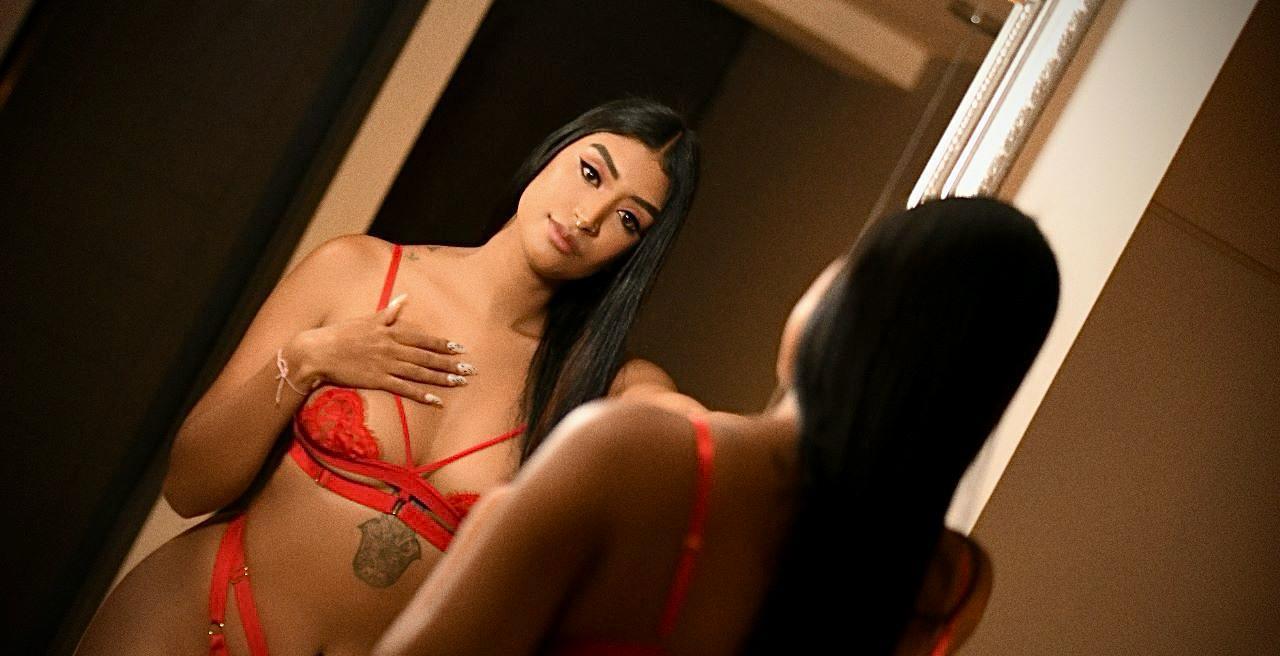 emmilycoopers18 from Jerkmate