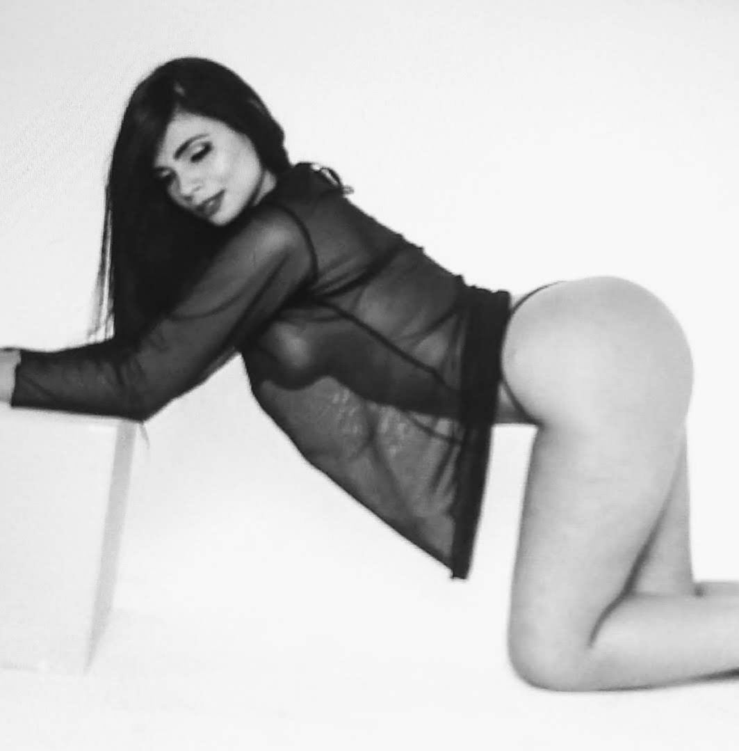 LynMonclair picture 1