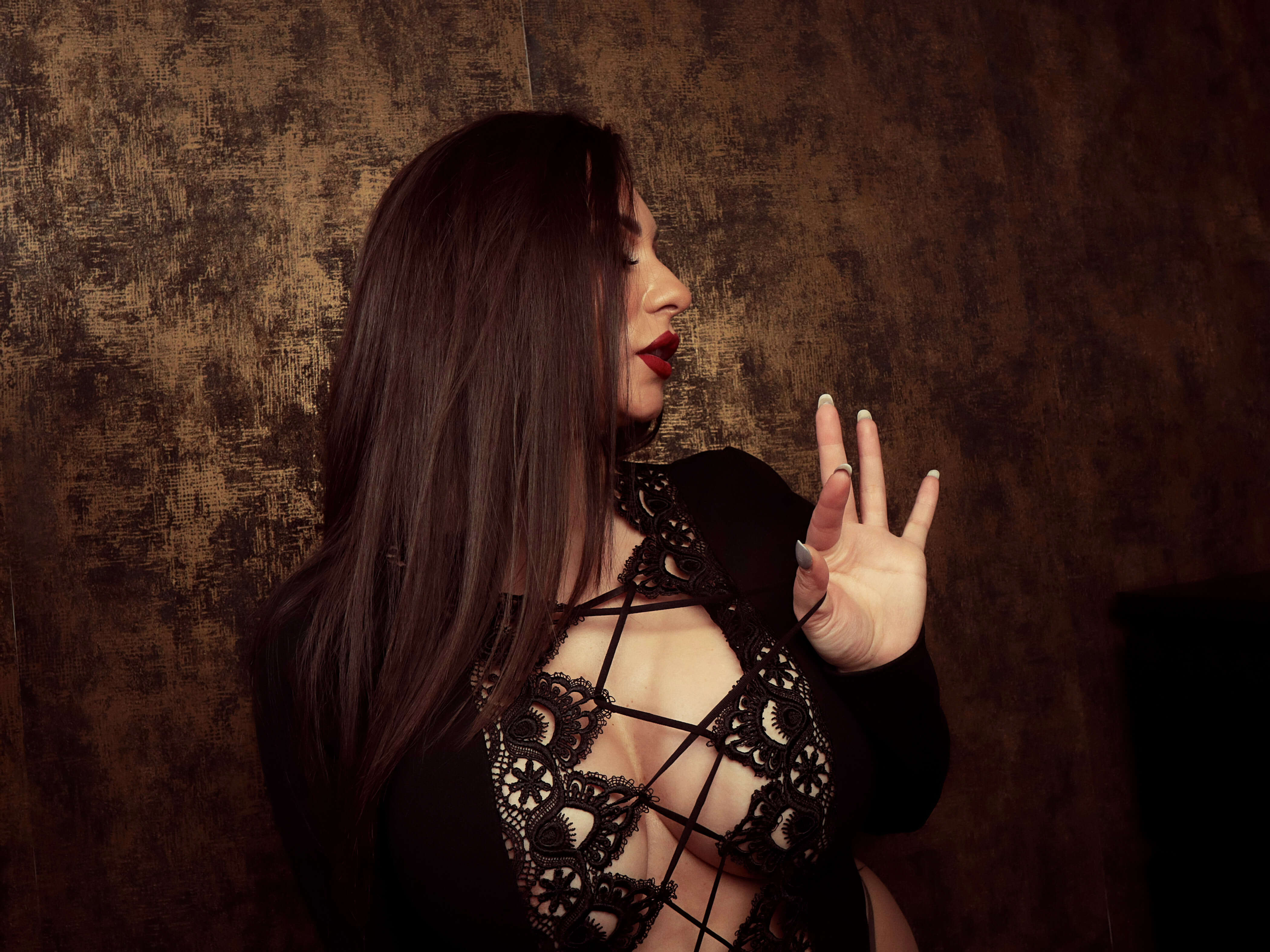 ambercrost from Jerkmate