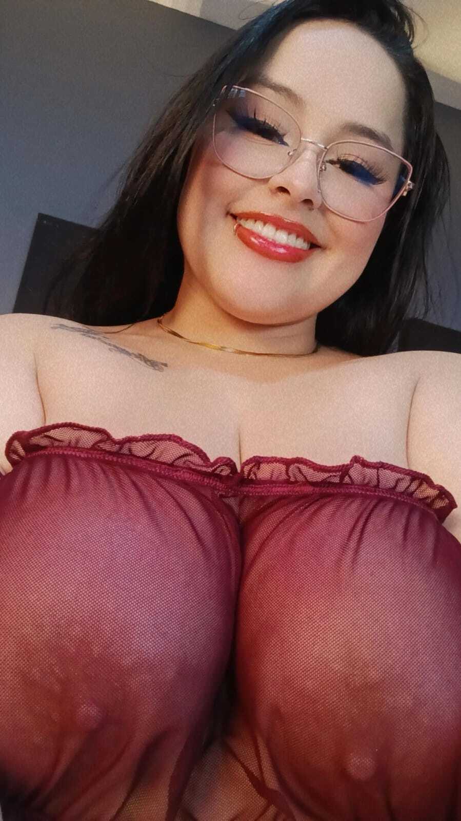 celesttebeautiful from Jerkmate