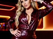 InsatiableCaitlinBell