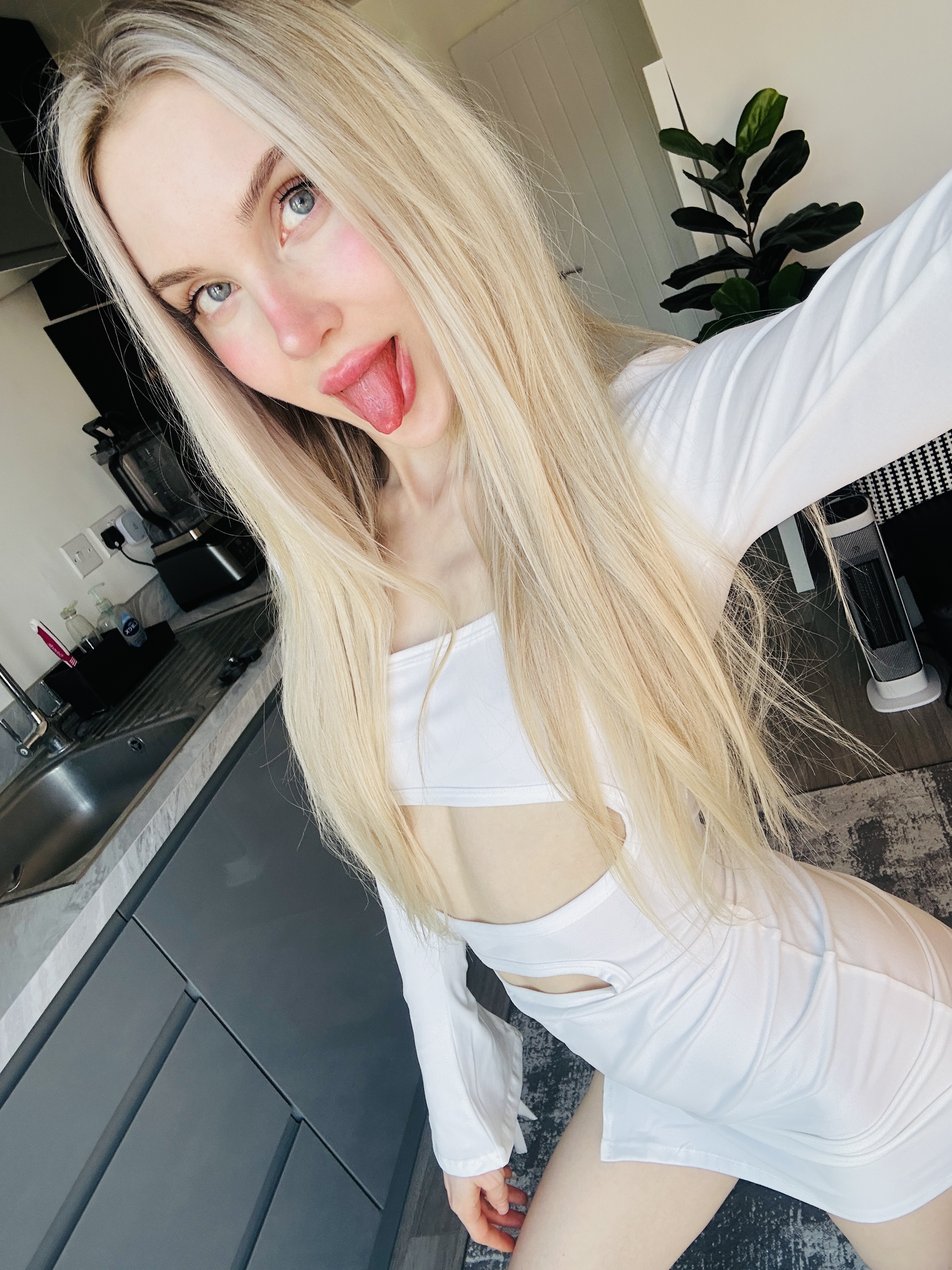 sofieskye from Jerkmate