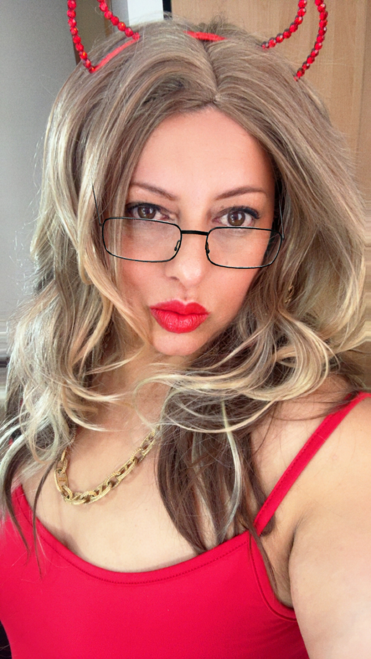 shakyhot1024 from Jerkmate