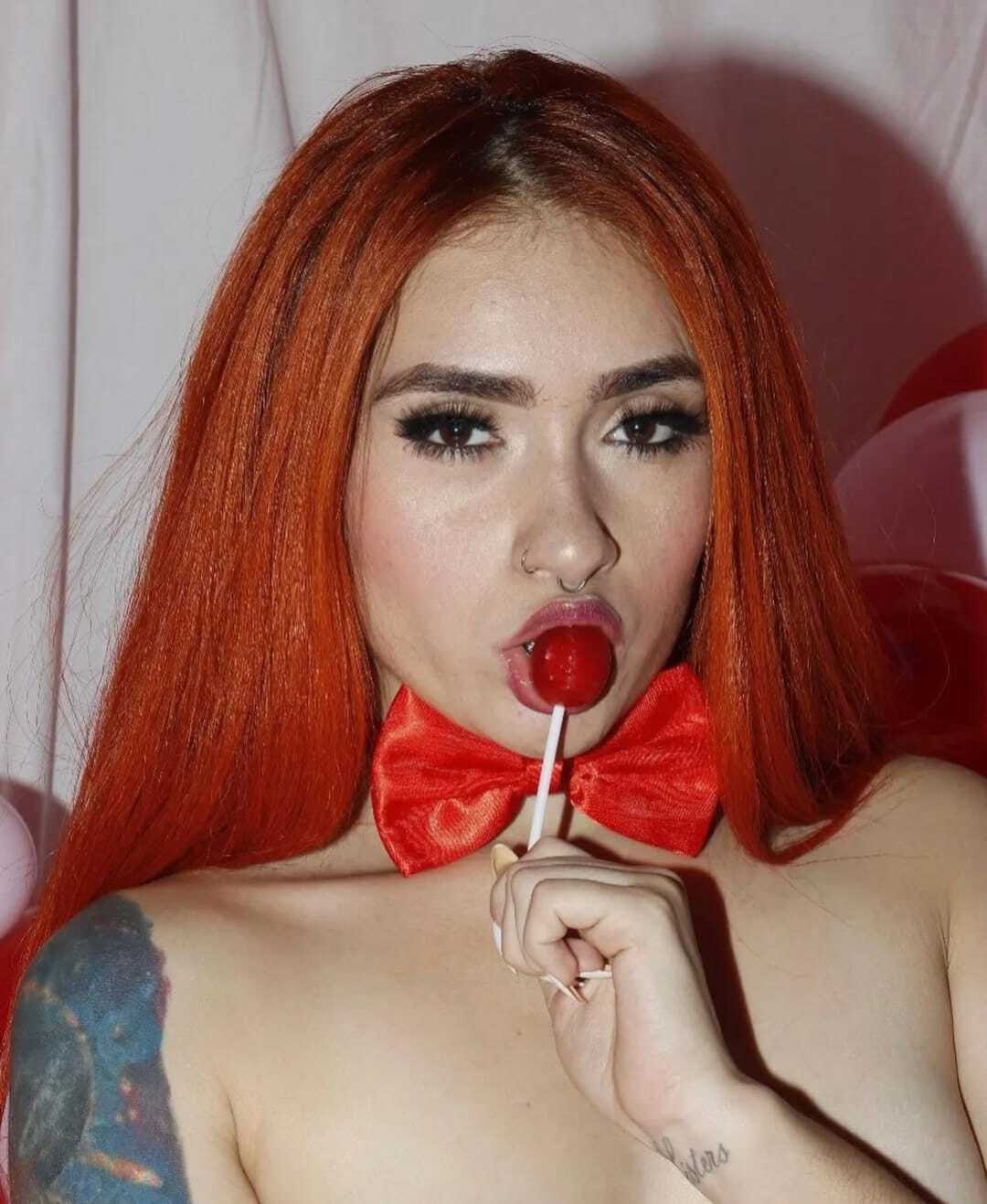 isabellavillalobos from Jerkmate