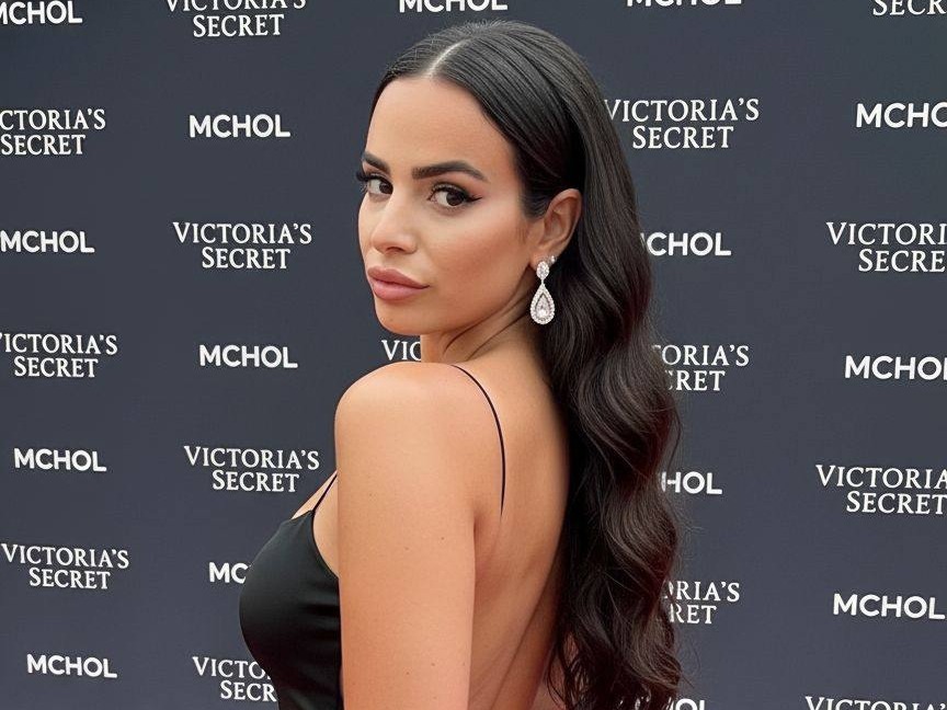 NayraZahra picture 8