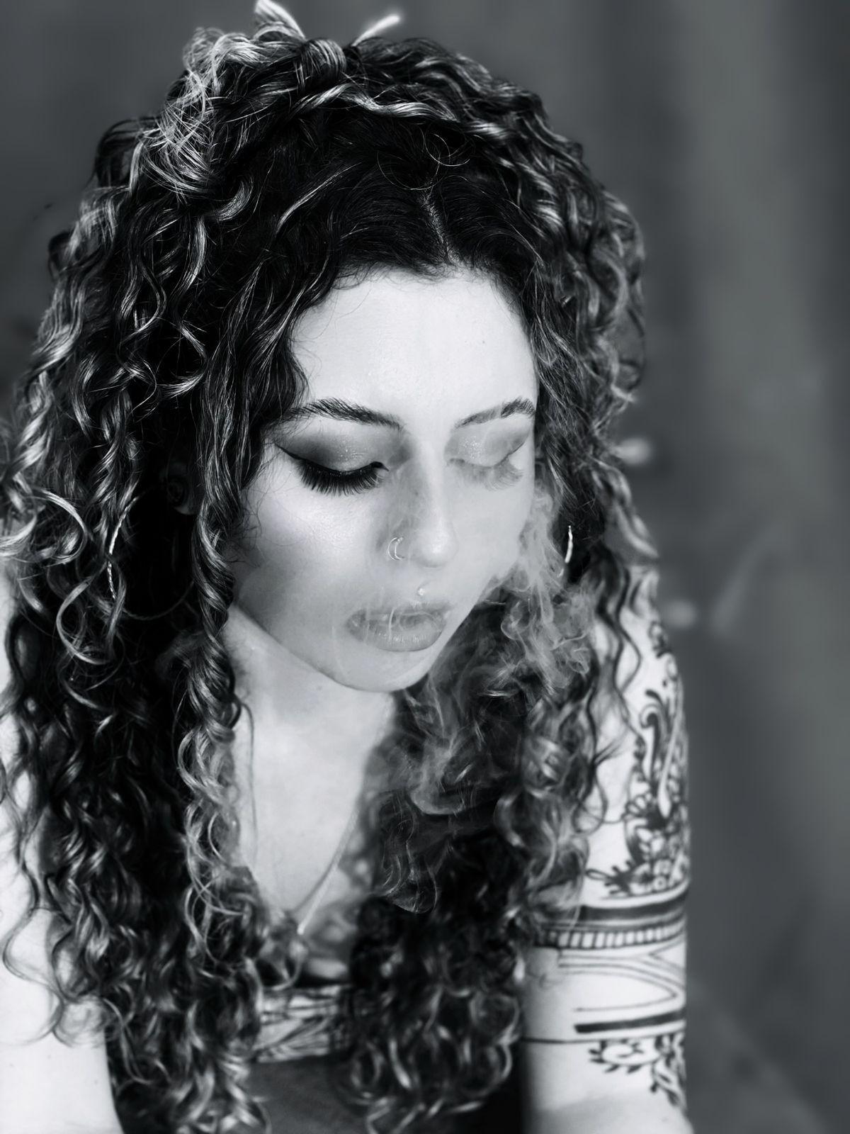 TinyLoveee picture 7