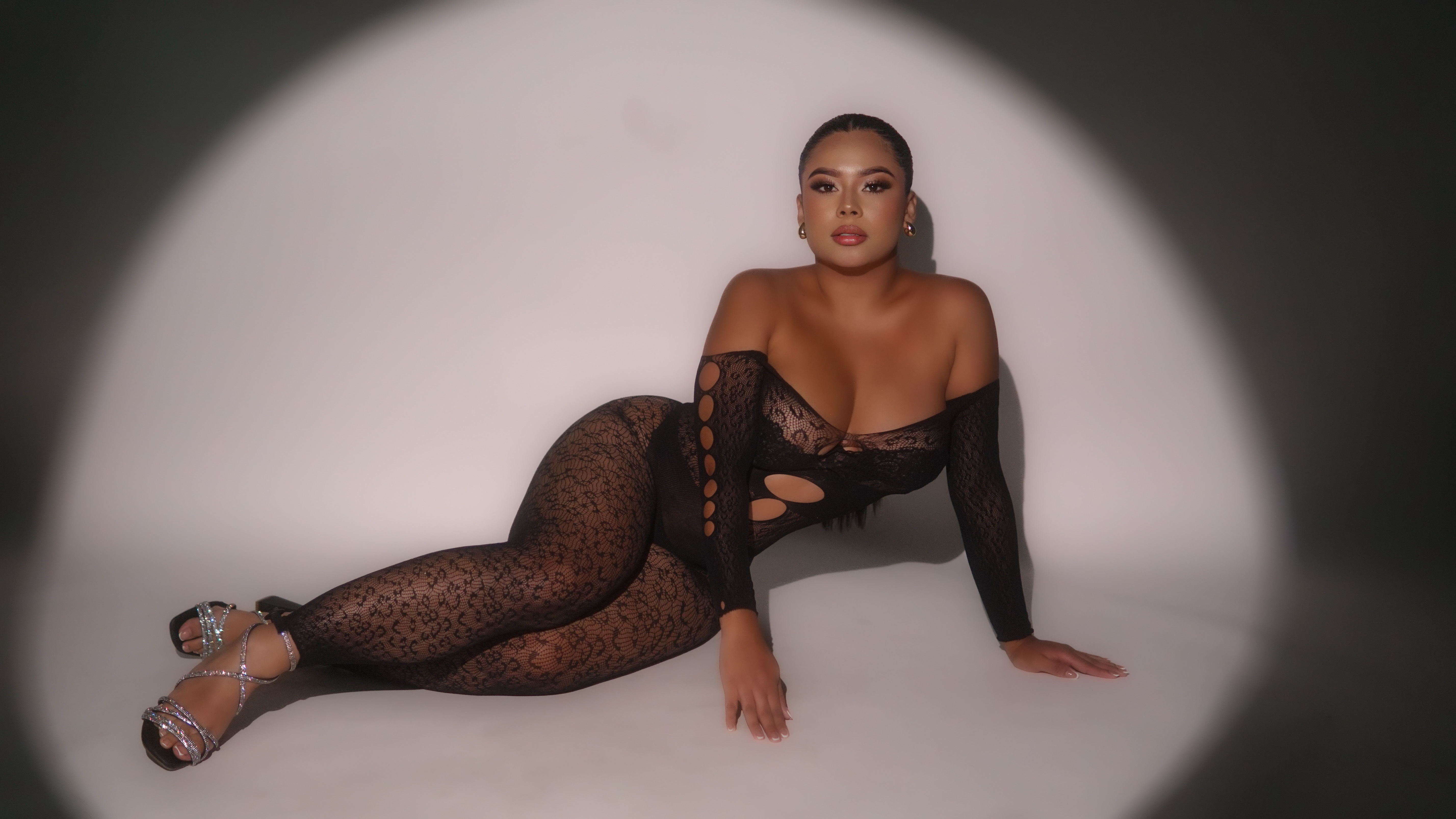 manuela_thomson from Jerkmate