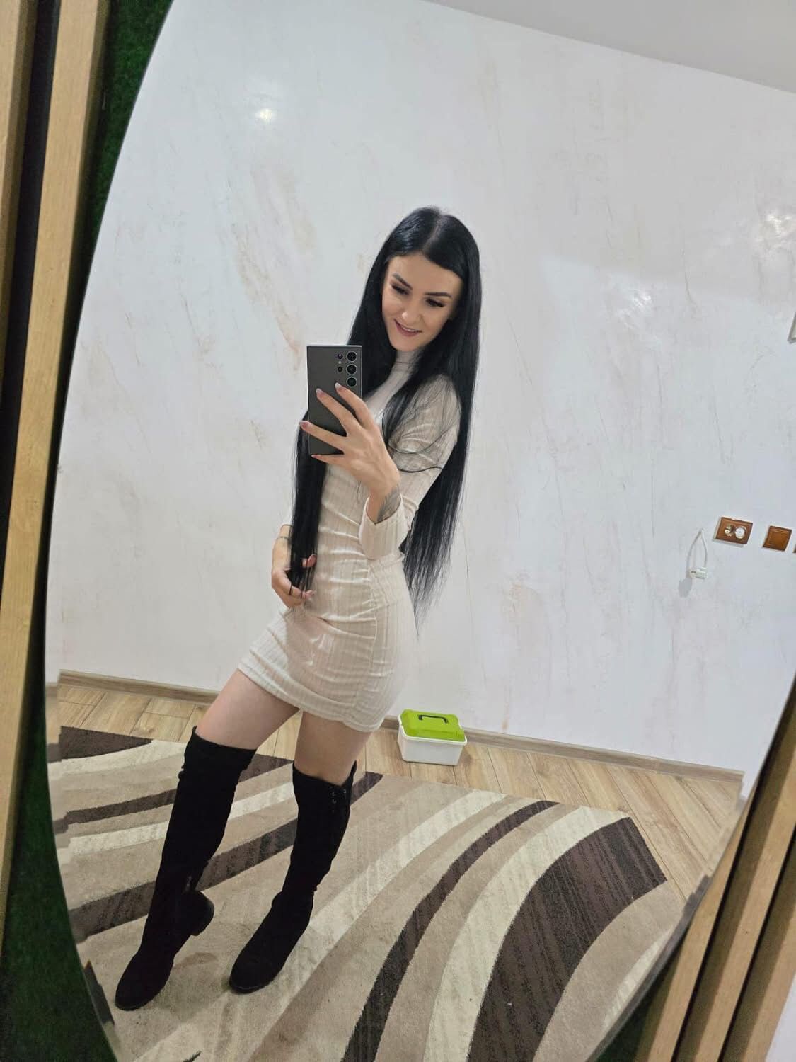 xtammara from Jerkmate
