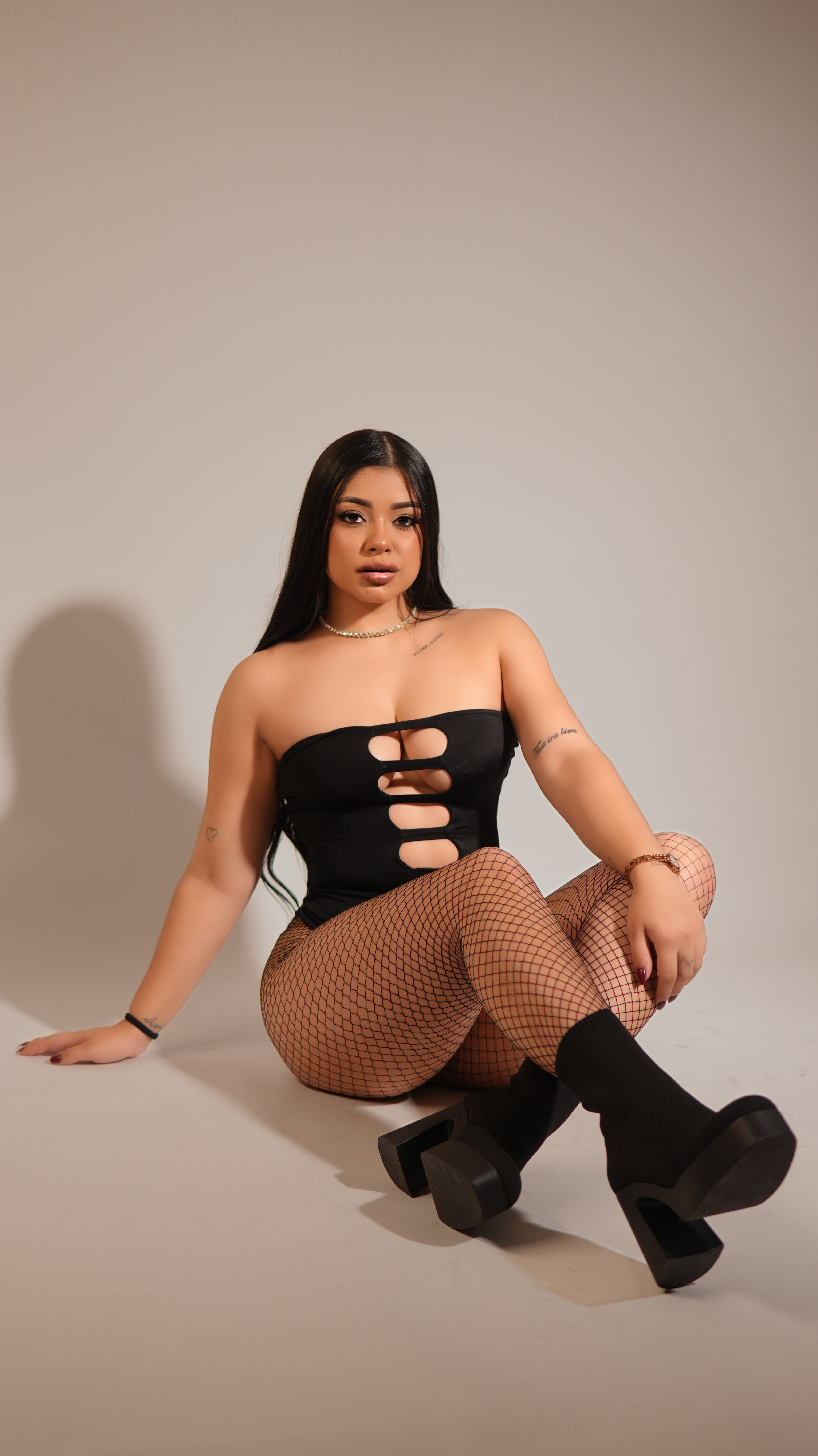 AntonellaaMontier picture 3