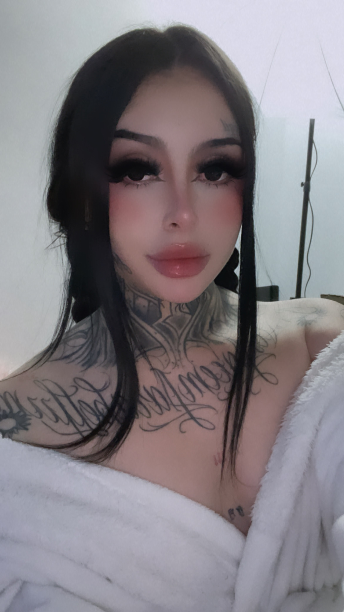 miamoore28 from Jerkmate