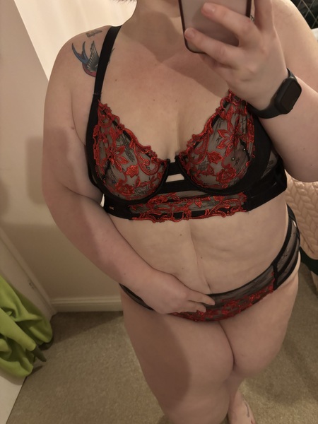 promiscuous_poppy from Jerkmate