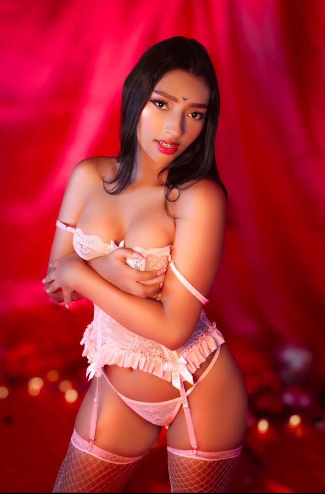 adela_banks from Jerkmate