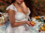 karolinepierce pic
