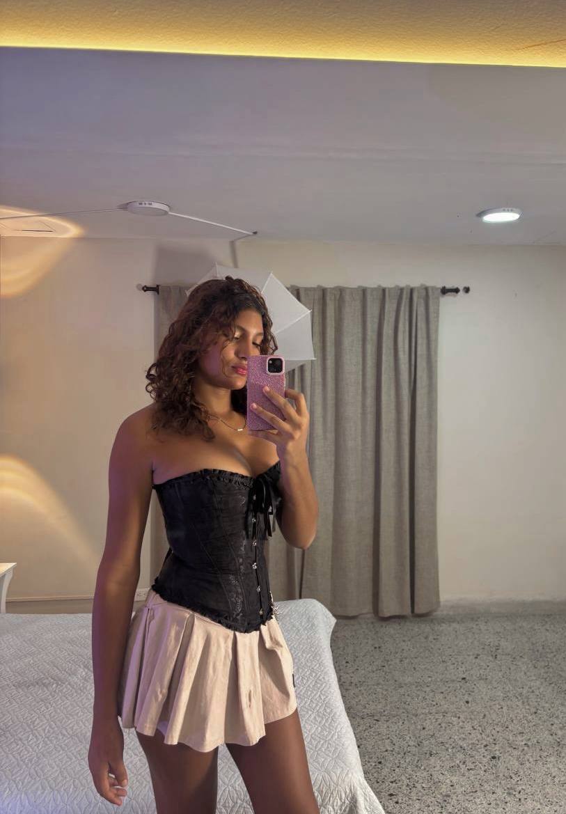 megannfix67 picture 7