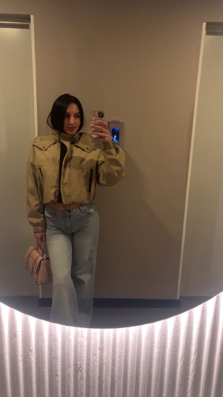 thamilynns from Jerkmate