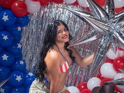 Chloe_Shine