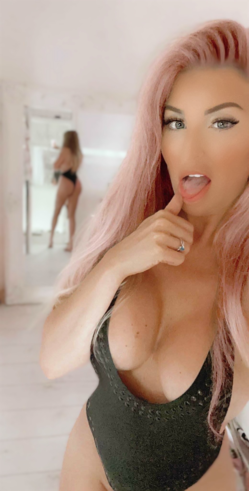 LucyLovesIt picture 2