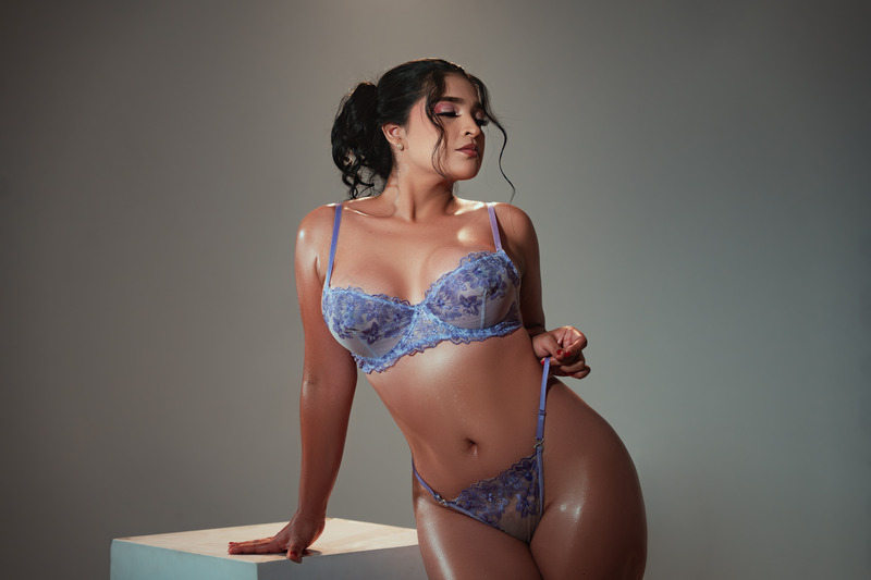 NicolleGrantt