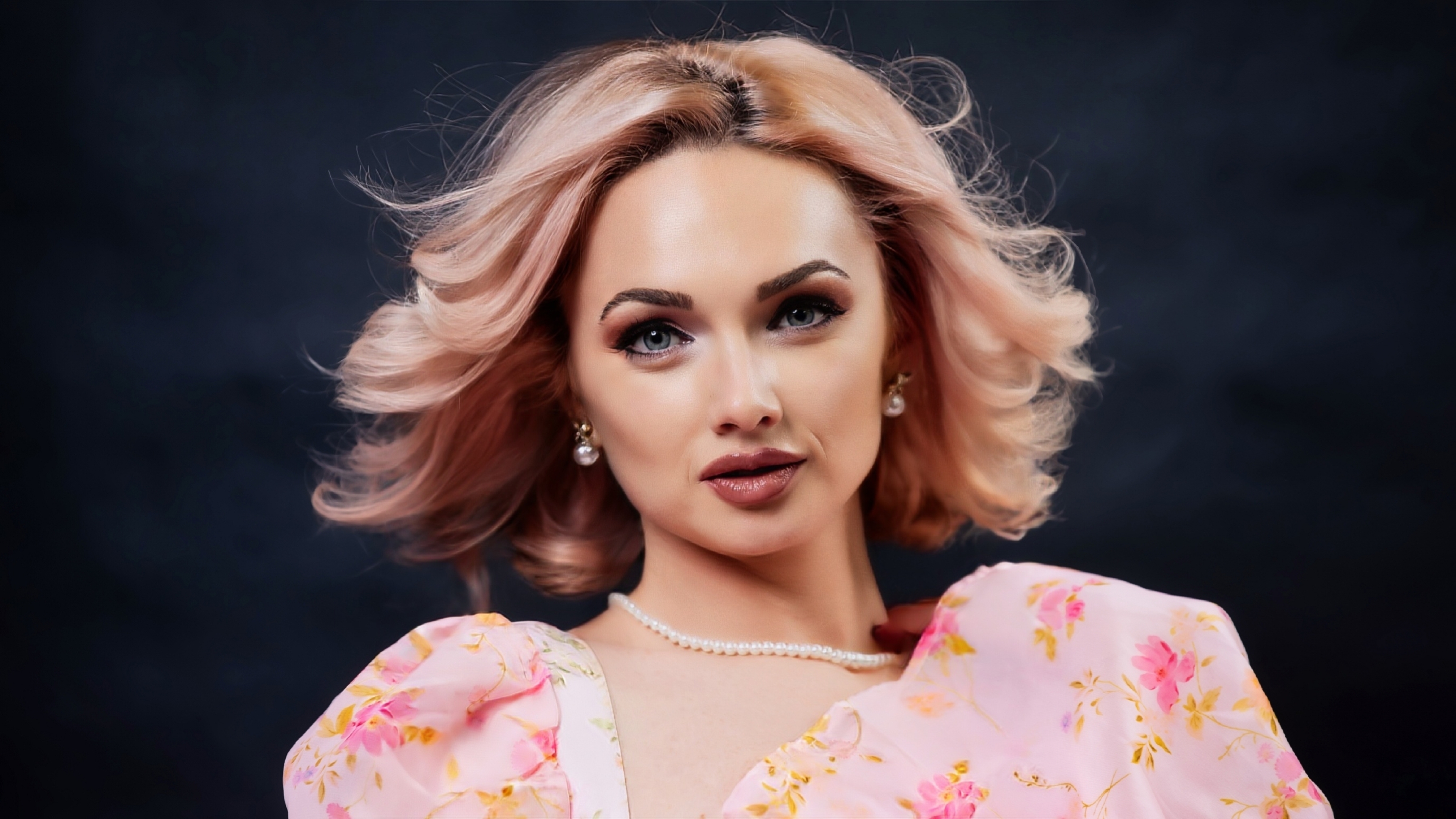 ellianareese from Jerkmate