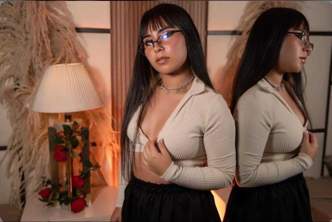 miissmegann from Jerkmate