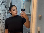 VelvetRavenXX — Streamate Photos