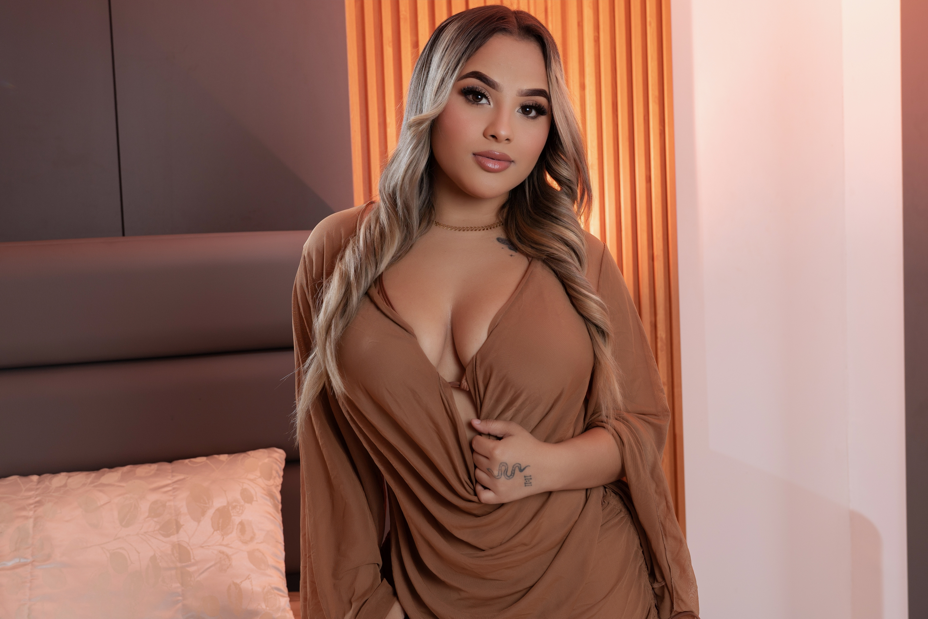 nadianblaze from Jerkmate