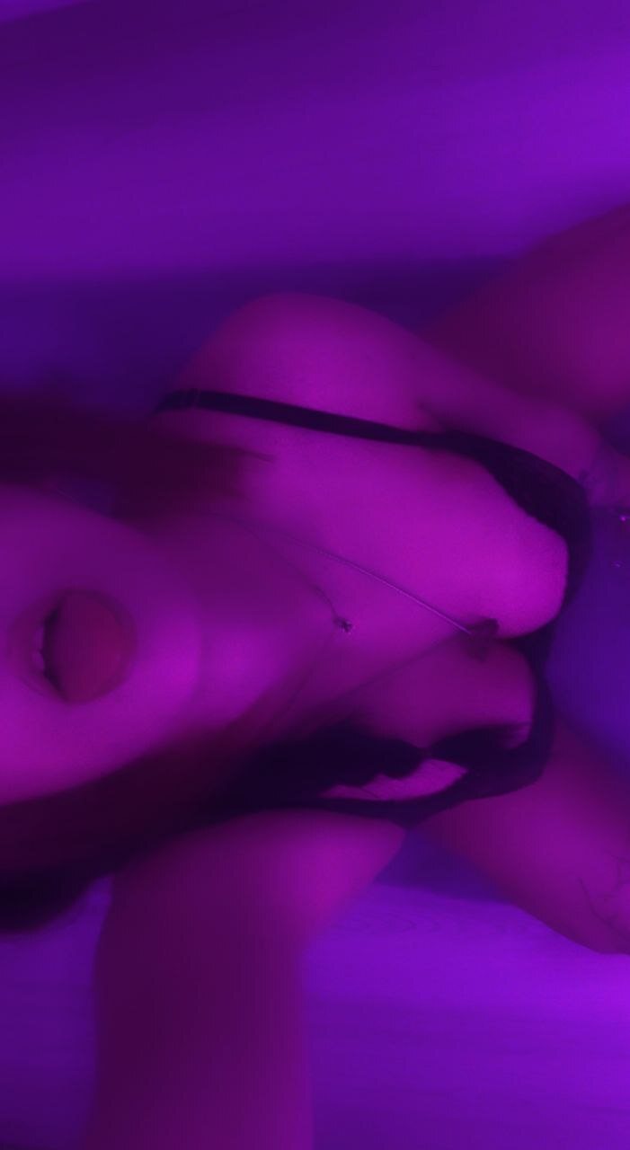 BLAIR_LEVINE photo 6