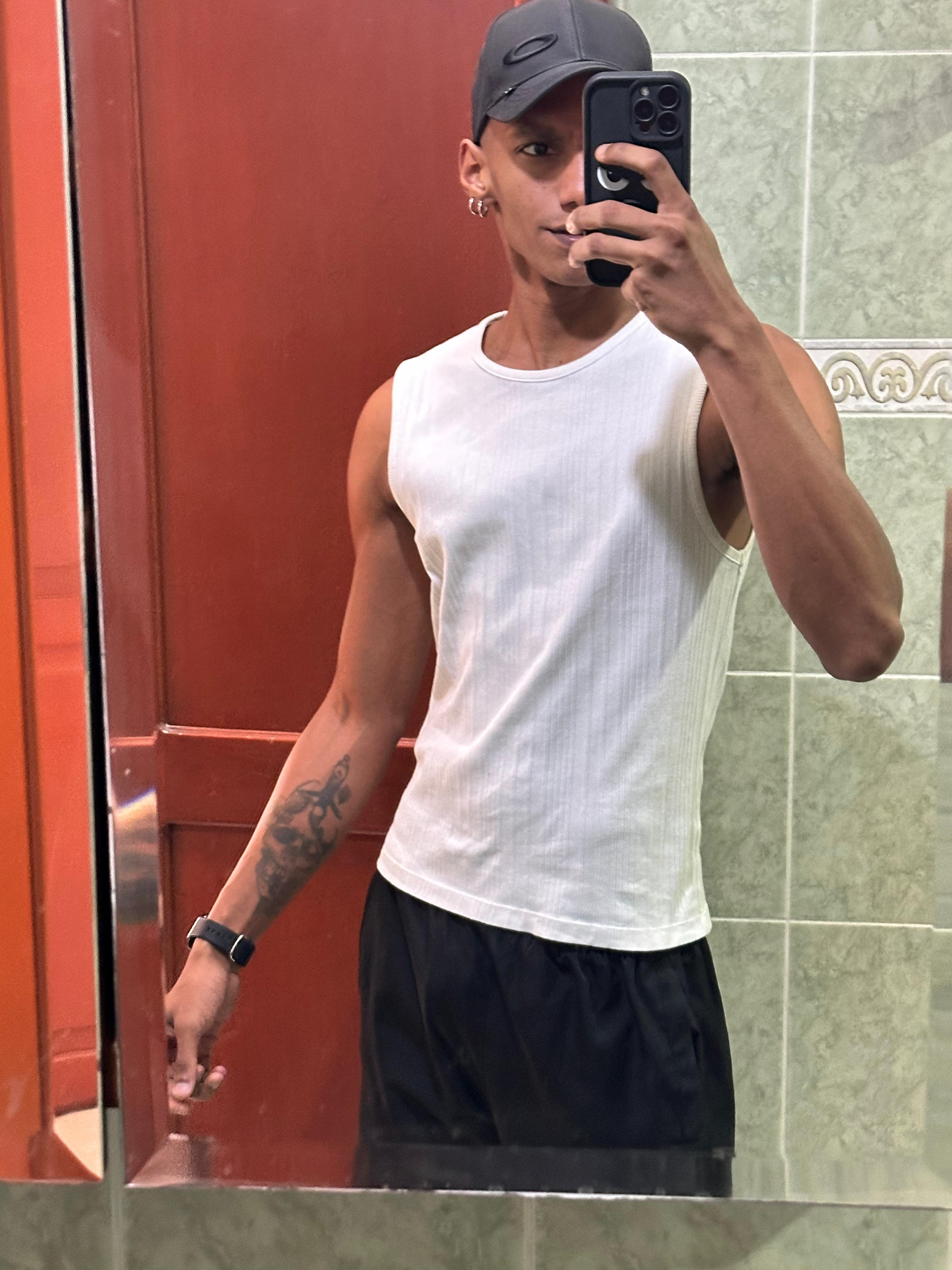 julientsaint from Jerkmate