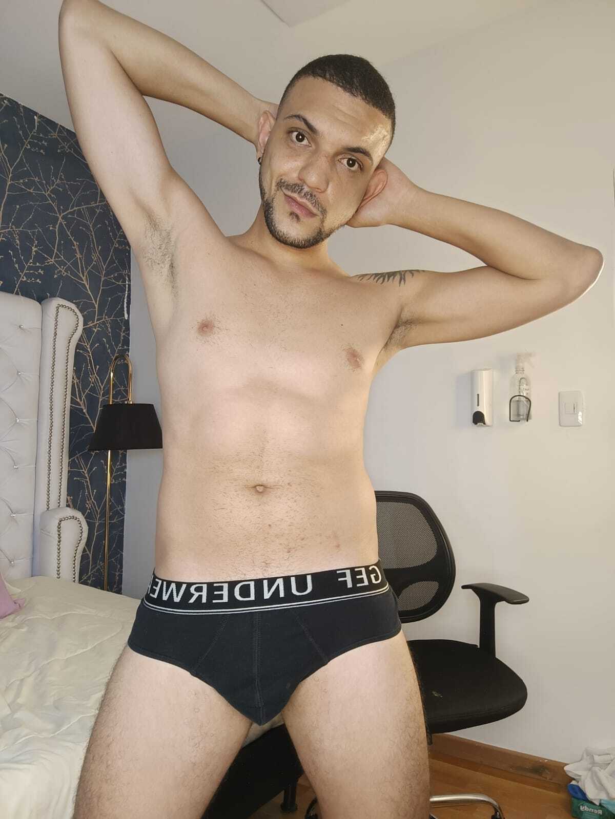 liamdevereux from Jerkmate