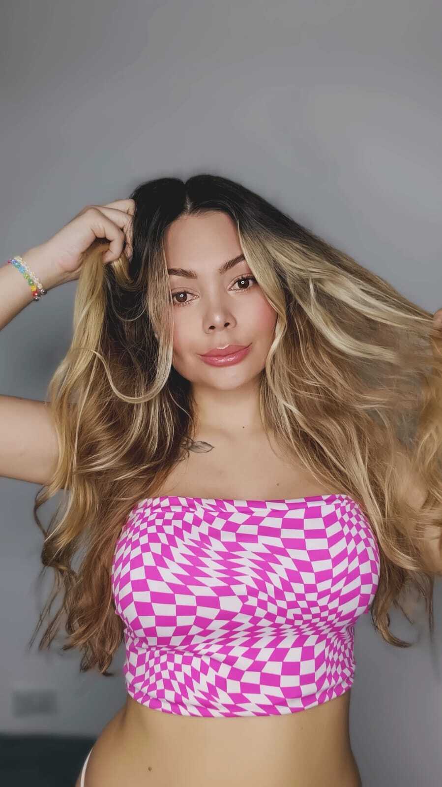 isabellasaennz from Jerkmate