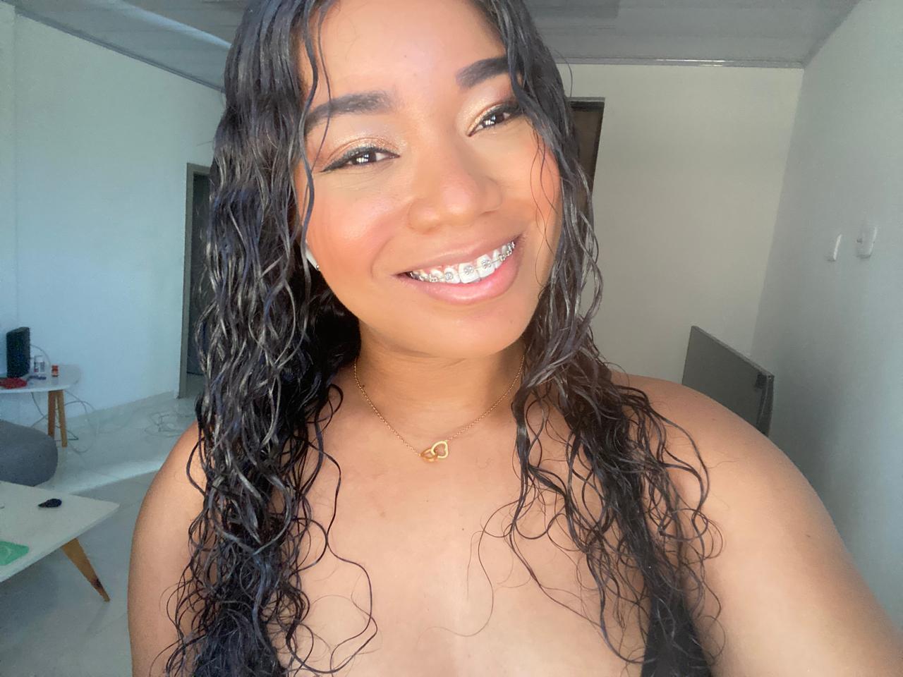 AvaJones39