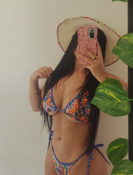 sharonscarllet from Jerkmate