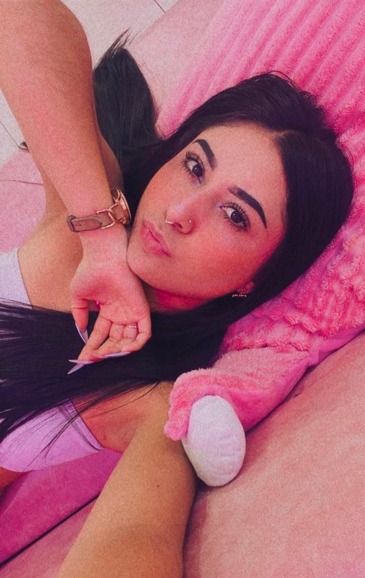 GabrielaMeow photo 4