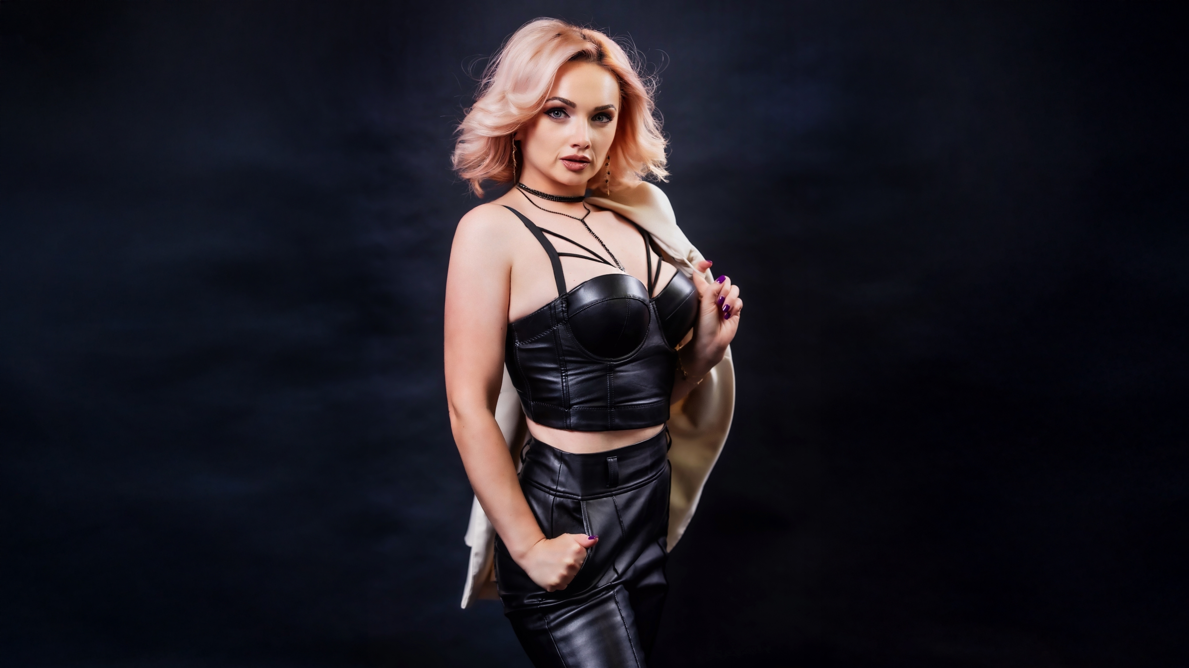 ellianareese from Jerkmate