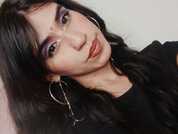 bellapoisonous pic