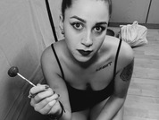 kristen30822 pic