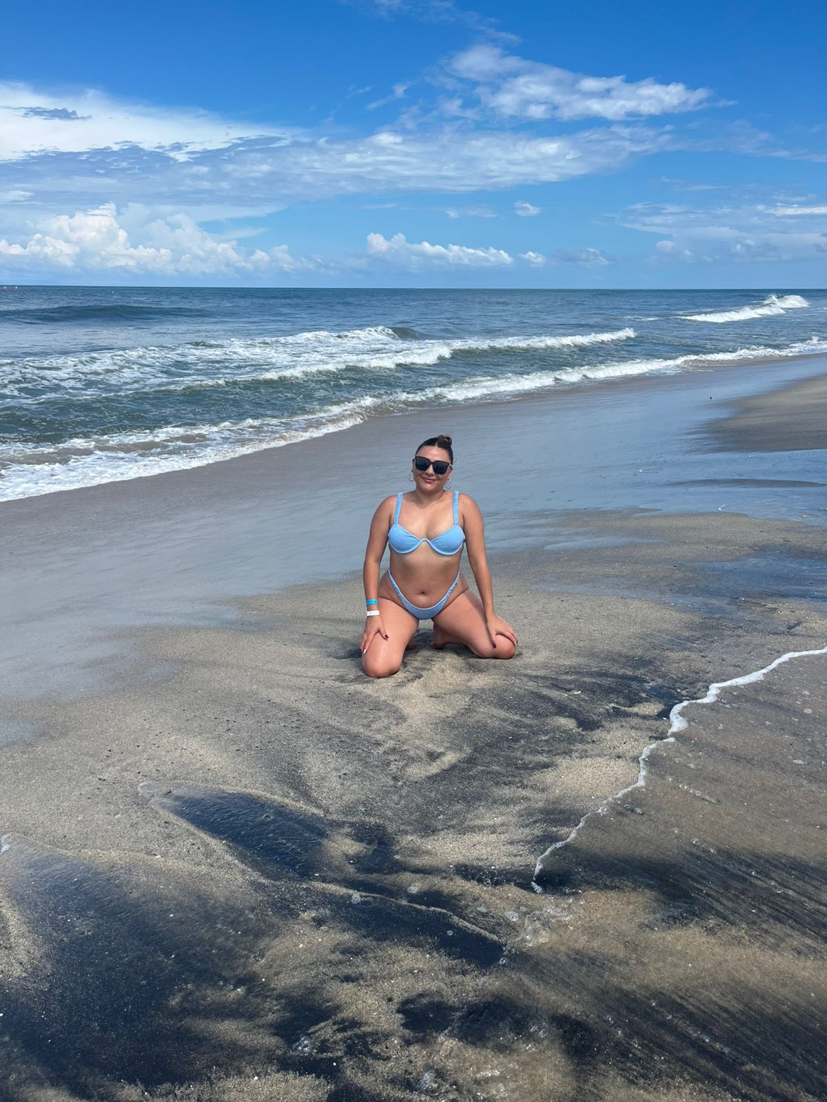 antonellawilliam from Jerkmate