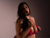 sophiecurvess pic