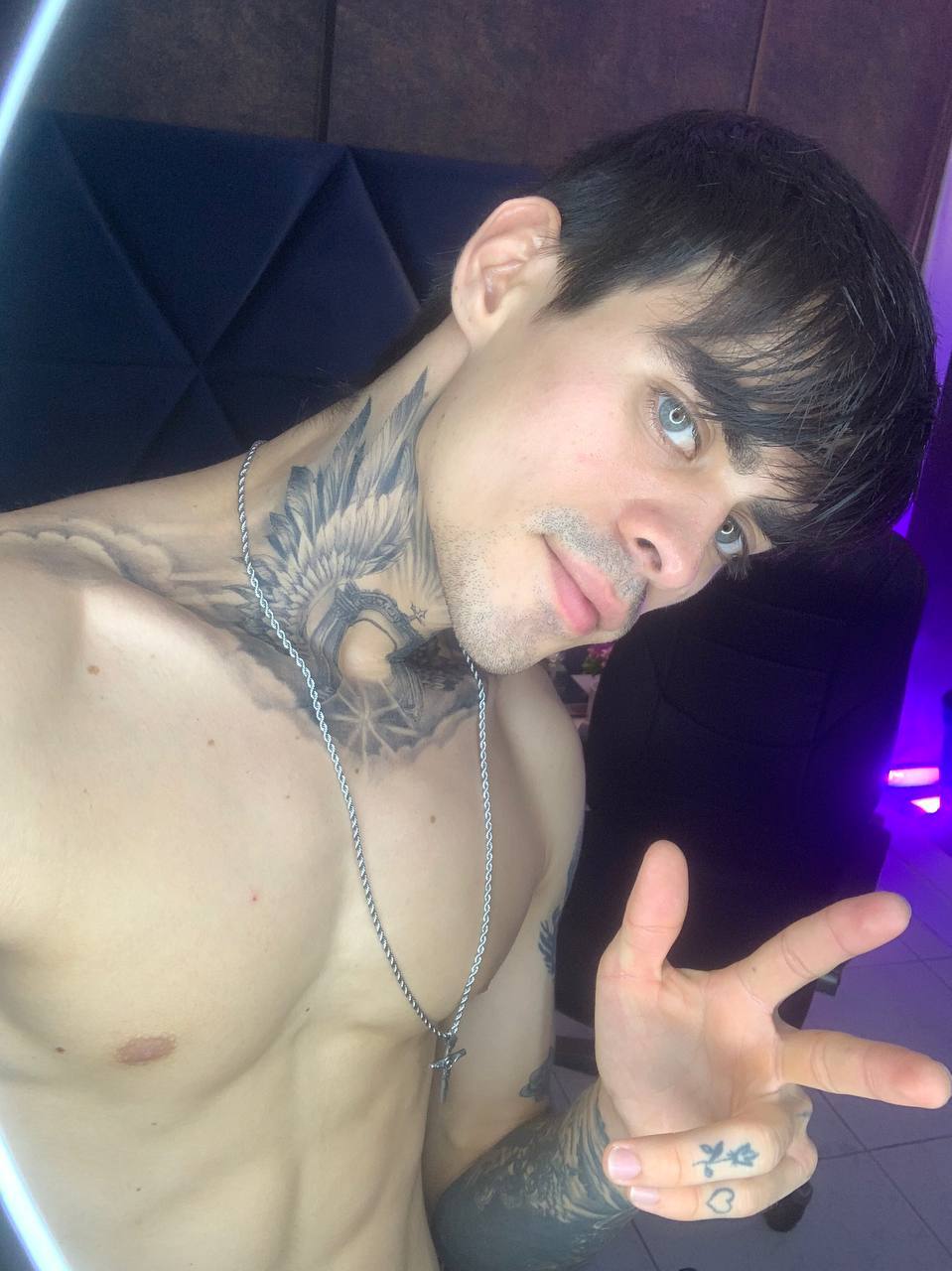 aron_muller from Jerkmate