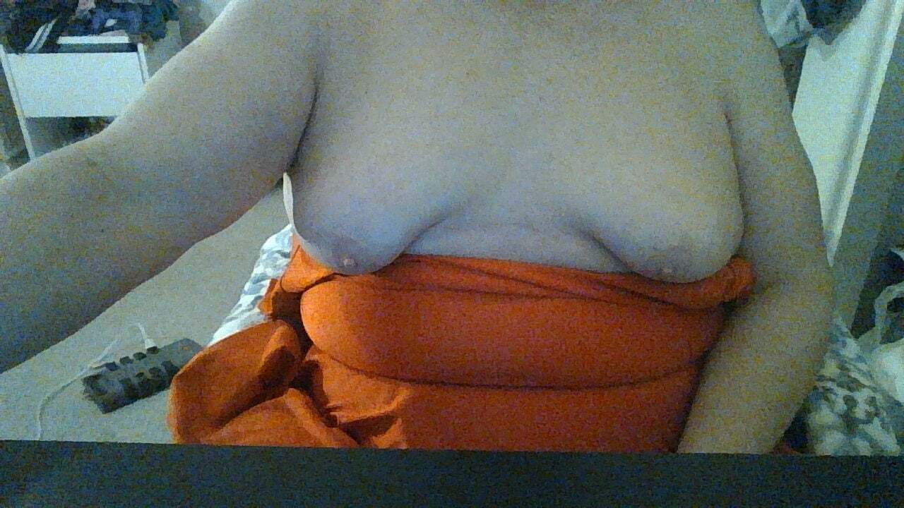 kiss_tell from Jerkmate